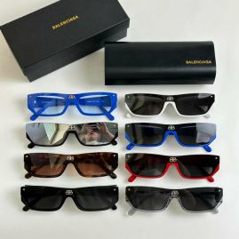 Picture of Balenciga Sunglasses _SKUfw54026921fw